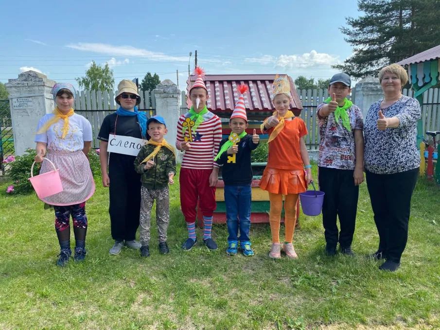 День сказок в лагере "Родничок"