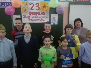 Мастер-класс для воспитанников ГКОУ " Починковская школа- интернат" по изготовлению поделок и поздравительных открыток, посвященных 23 февраля.